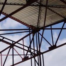 Спортивный зал открытого типа из металлоконструкций