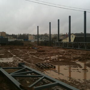 Начат монтаж металлоконструкций